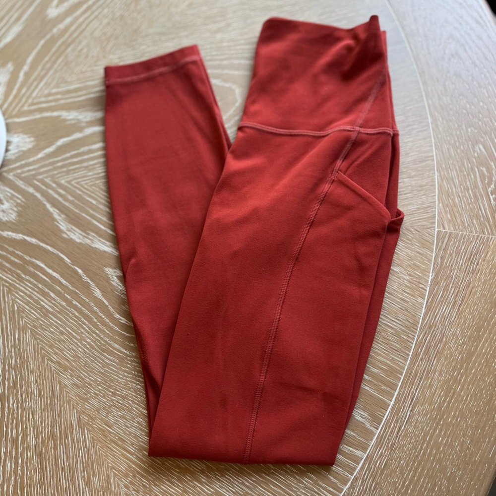 Lululemon Align w/Pockets Leggings, Size 2, 25”